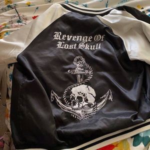 It’s from Japan so it’s kinda small it’s says Xl but it’s more of a medium